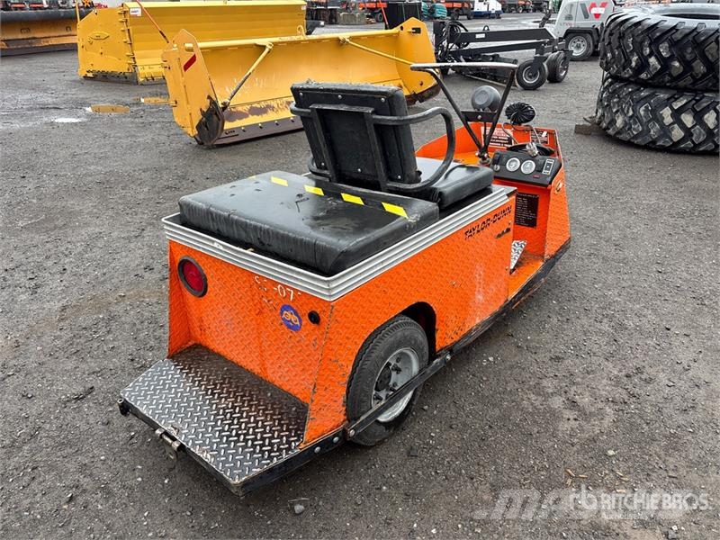 Taylor Dunn Dunn SS5-35 Electric Utility Cart (Inoperable Motori