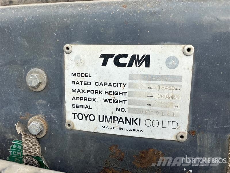 TCM FD80Z8 15450 lb Rough Terrain Forklift Empilhadores todo-terreno