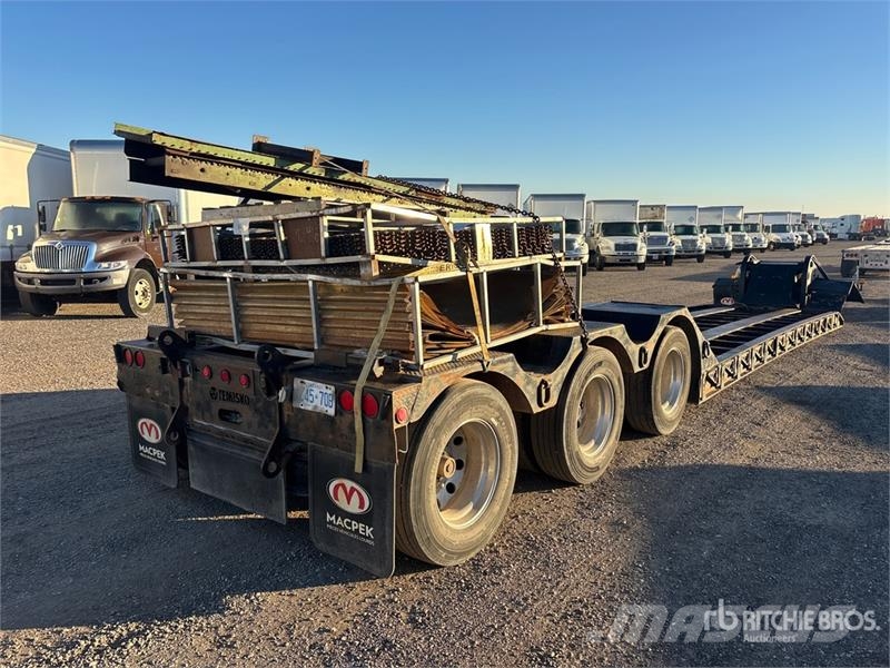 Temisko Tri/A Removable Gooseneck Lowboy Trailer Maskinhenger