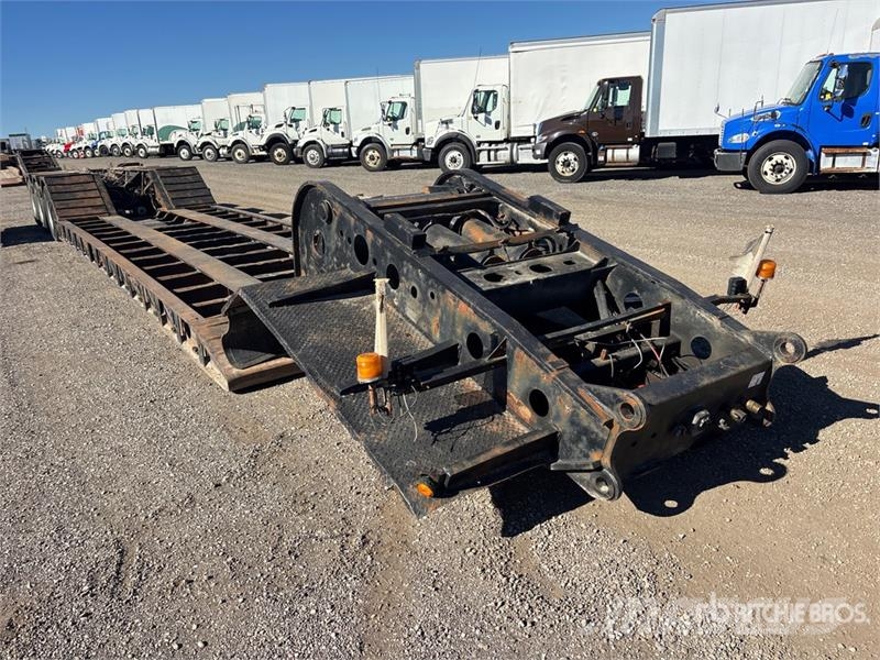 Temisko Tri/A Removable Gooseneck Lowboy Trailer Mažų aukščių krautuvai