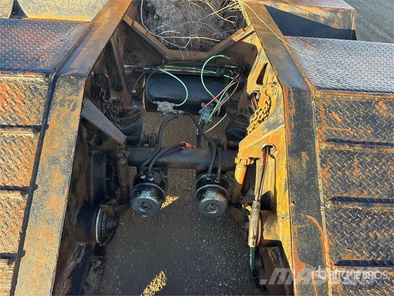 Temisko Tri/A Removable Gooseneck Lowboy Trailer Maskinhenger