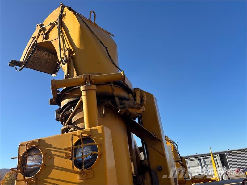 Tenco DV4000 9 ft 4 in Snow Blower Souffleuse à neige