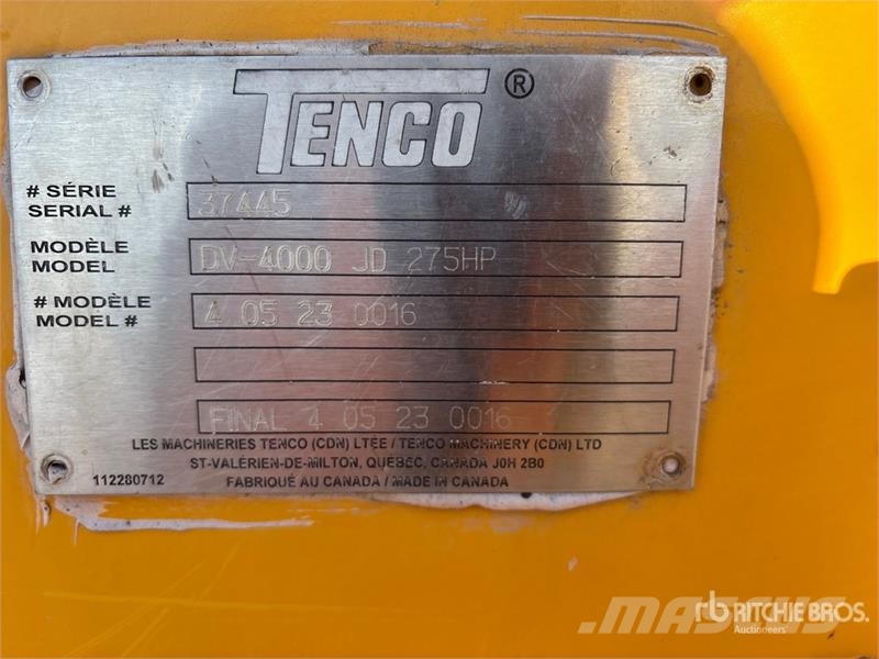 Tenco DV4000 9 ft 4 in Snow Blower Souffleuse à neige