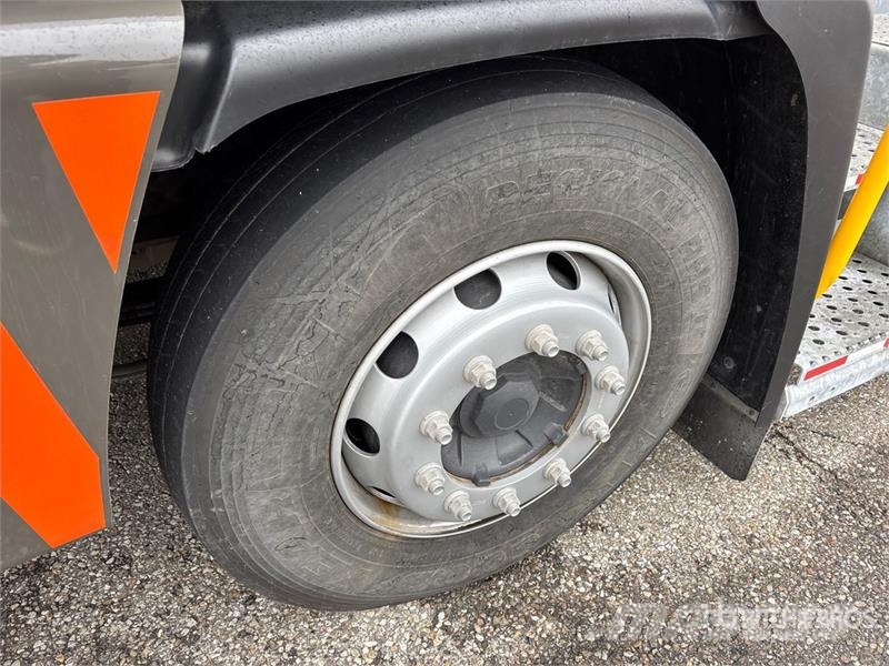 Terberg Benschop YJ223 4x2 Spotter Truck Terminalivedukid