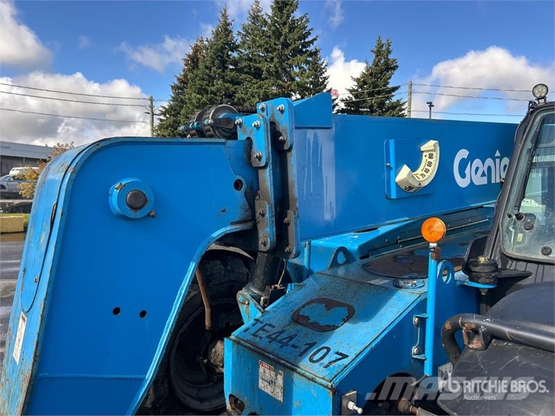 Terex GTH844 Teleskopski viličarji