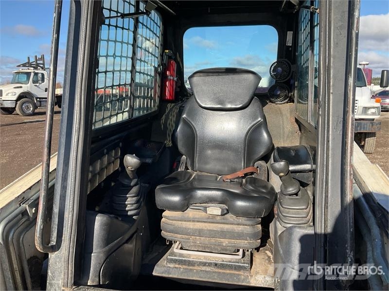 Terex PT80 High Flow Compact Track Loader Kompaktrakodók
