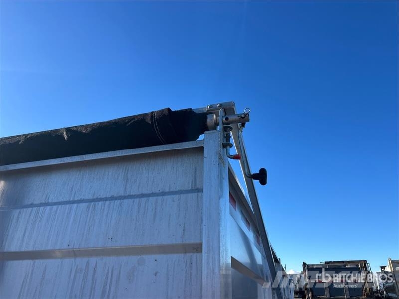 TeroConcept 16 ft T/A Dump Utility Trailer Bañeras