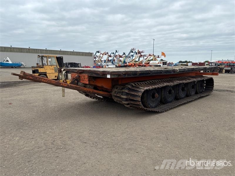 Terra Flex 26 ft Off-Road Tracked Trailer Andre hengere