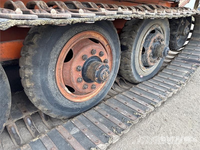 Terra Flex 26 ft Off-Road Tracked Trailer Andre hengere