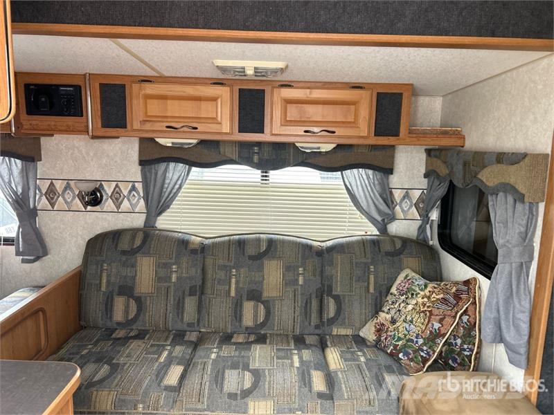  Terry 270FQ 25 ft T/A Travel Trailer Andre hengere
