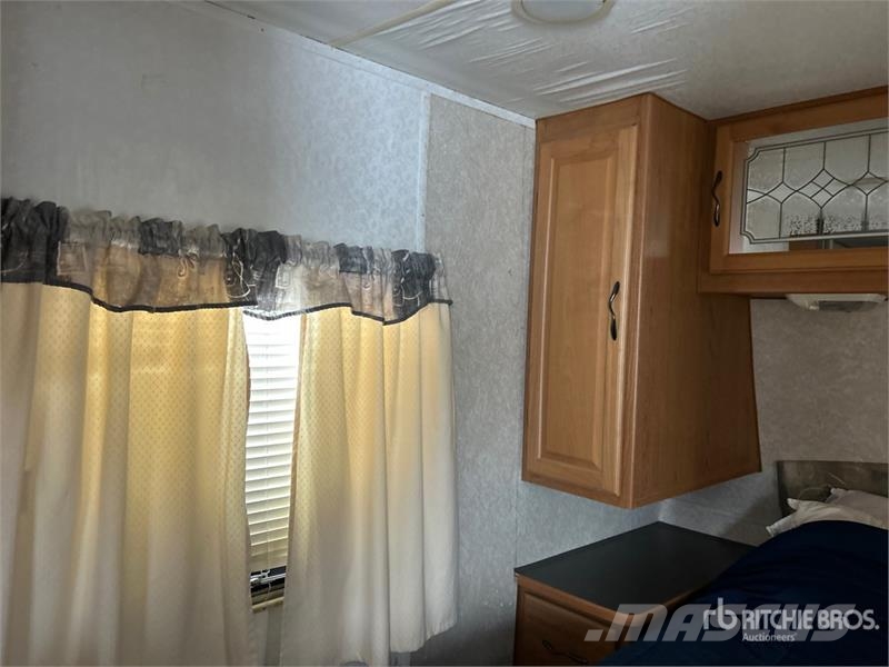  Terry 270FQ 25 ft T/A Travel Trailer Andre hengere