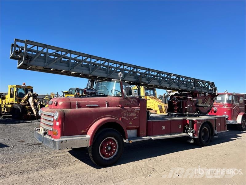  Thibault Custom 4x2 Ladder Fire Truck Fire trucks