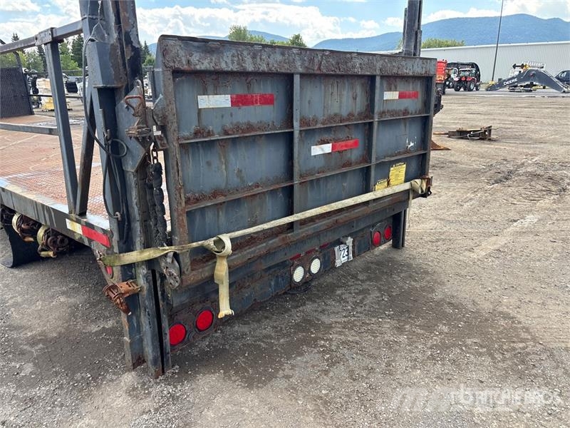  Thieman 28 ft Truck Flatbed Body Фургони
