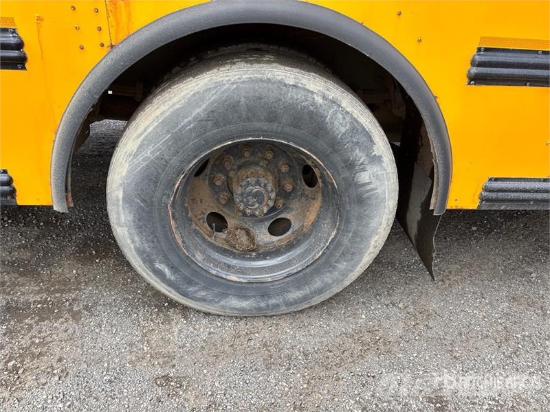 Thomas MVP EF 4x2 72-Seat School Bus Mini autobusi