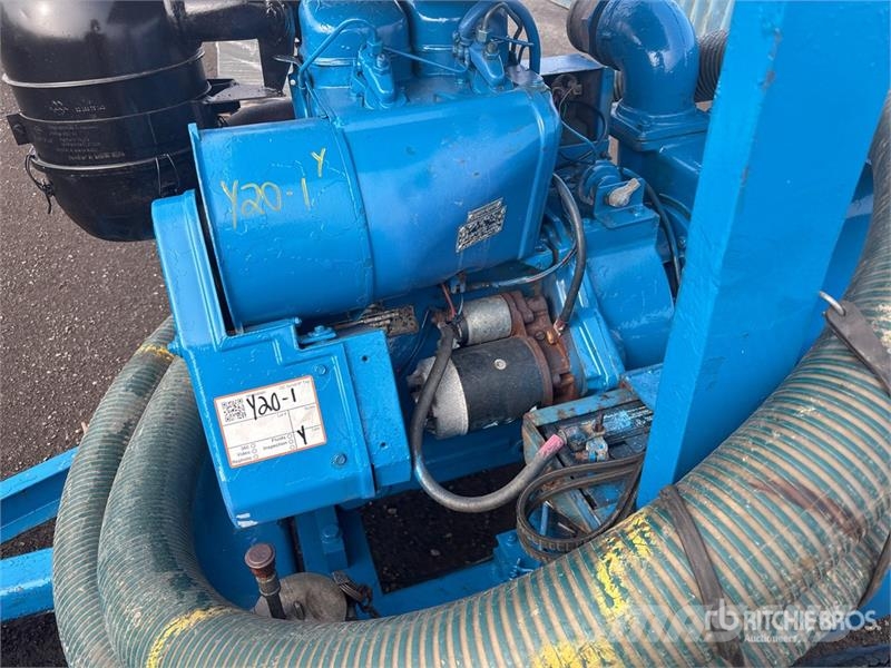THOMPSON 4HT-255 Off-Road Trailer-Mounted Water Pump مضخات المياه