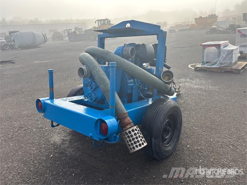 THOMPSON 4HT-255 Off-Road Trailer-Mounted Water Pump مضخات المياه