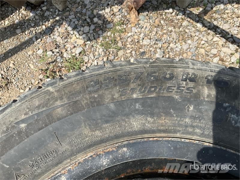 Tires and Assorted Woodshop Items Drugi deli