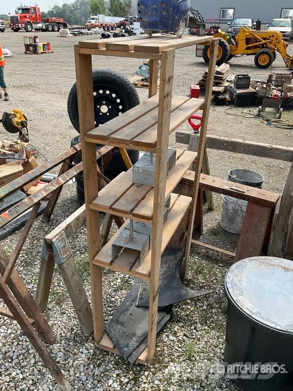 Tires and Assorted Woodshop Items Drugi deli