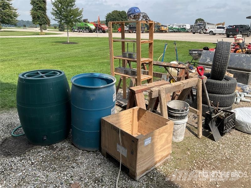 Tires and Assorted Woodshop Items Drugi deli