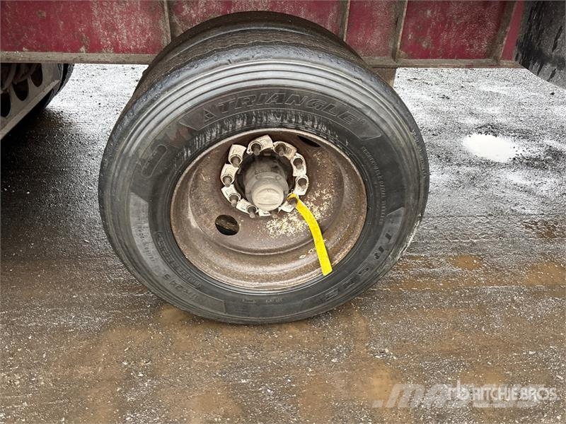 Titan 36 ft Tri/A Aluminum Demolition End Dump Trailer Самоскиди