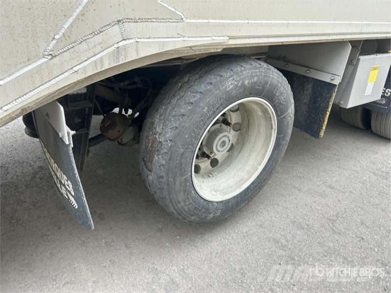 Titan 53 ft x 102 in Quad/A Belly Open-Top Chip Trailer Flishenger