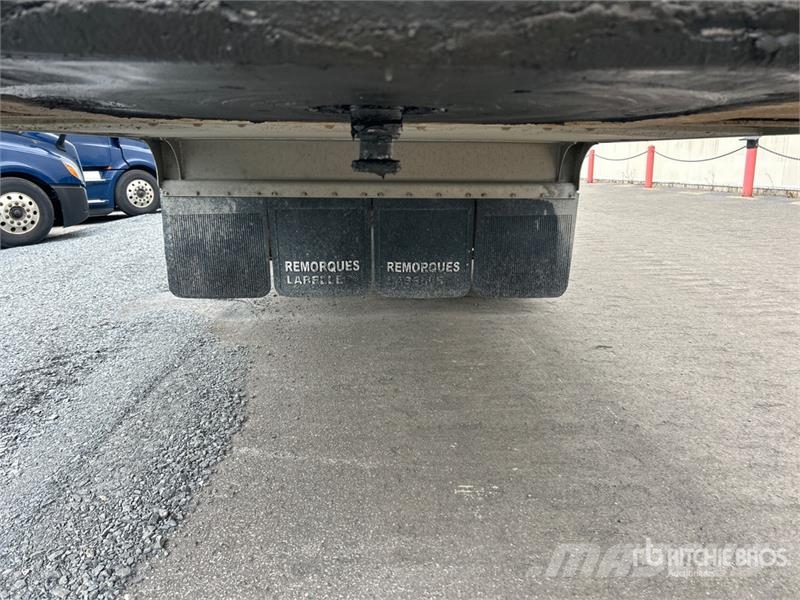 Titan 53 ft x 102 in Quad/A Open-Top Chip Trailer Flishenger