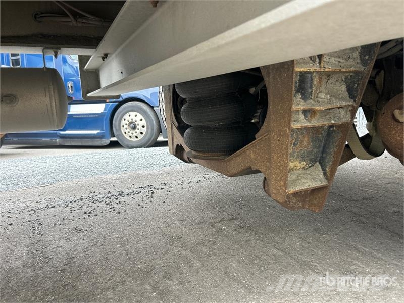 Titan 53 ft x 102 in Quad/A Open-Top Chip Trailer Flishenger