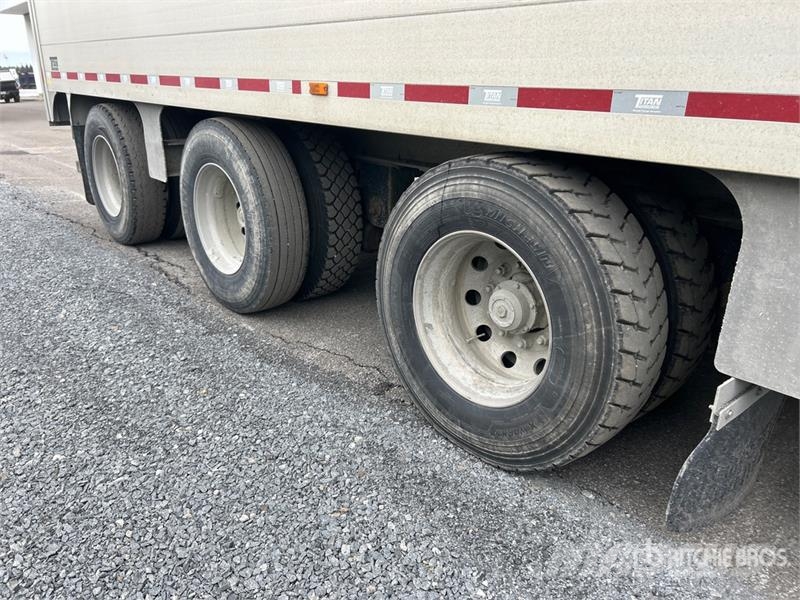 Titan 53 ft x 102 in Quad/A Open-Top Chip Trailer Flishenger