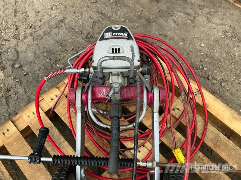 Titan XT330 Pressure Washer Düsük basinçli yikama makinalari