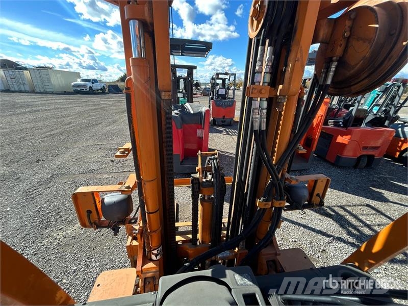 TMC 1950 kg Forklift Montacargas - otros