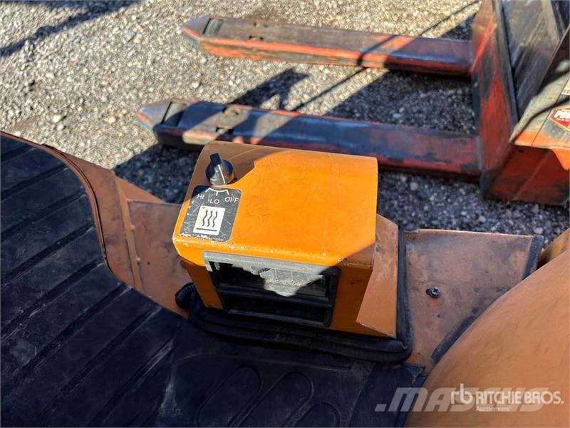 TMC 1950 kg Forklift Montacargas - otros