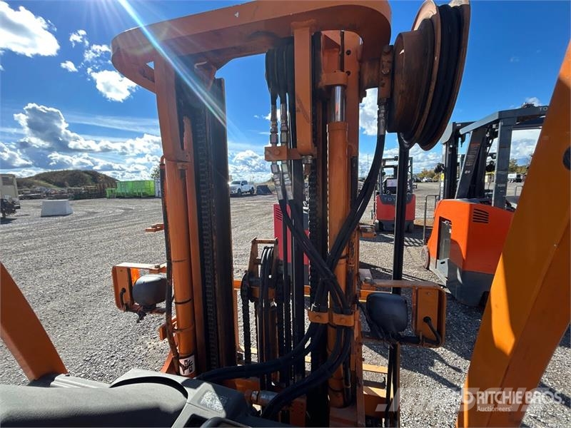 TMC 1950 kg Pneumatic Tire Forklift Andere Gabelstapler
