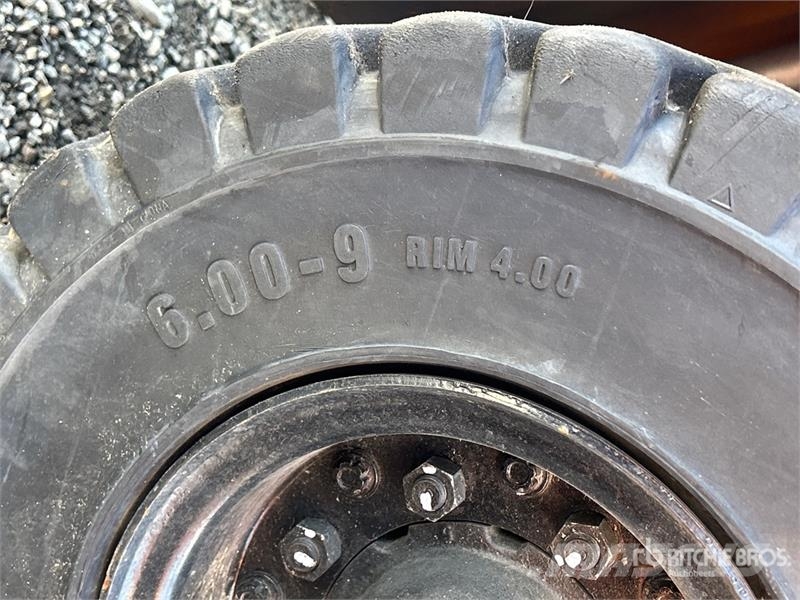 TMC Forklift Другие складские механизмы