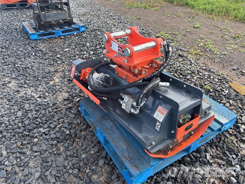 TMG EFM40 40 in Excavator Brush Cutter جزازات وأغطية المراعي