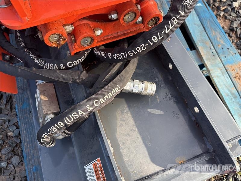 TMG EFM40 40 in Excavator Brush Cutter جزازات وأغطية المراعي