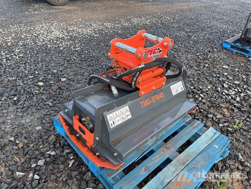 TMG EFM40 40 in Excavator Brush Cutter جزازات وأغطية المراعي