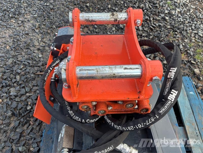 TMG EFM40 40 in Excavator Brush Cutter جزازات وأغطية المراعي