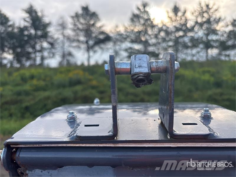 TMG SSB84 84 in Skid Steer Snowblower قاذفات الجليد