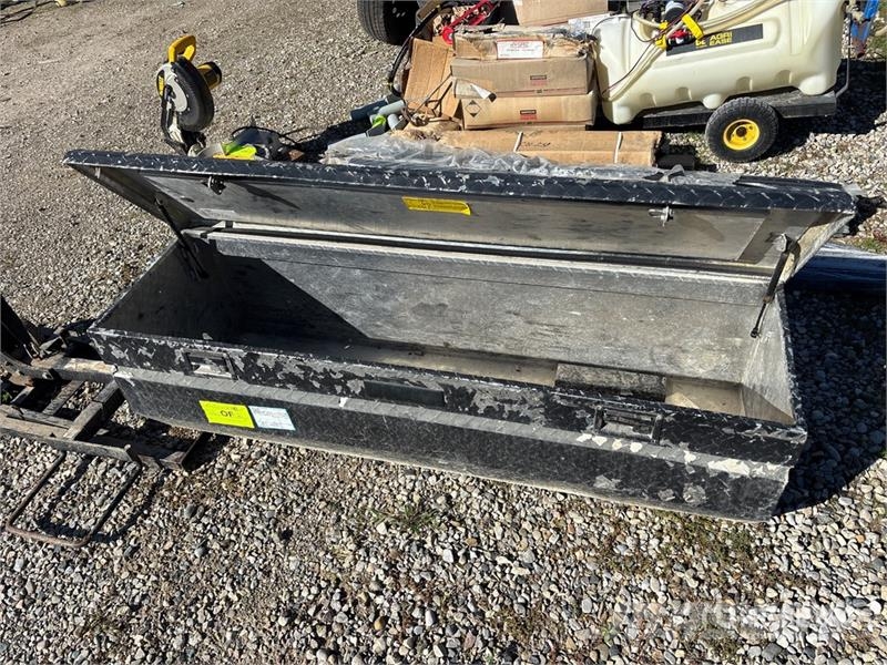 Tool box, mower lift Drugi deli