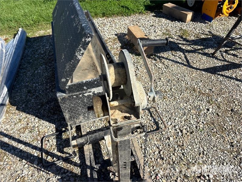 Tool box, mower lift Drugi deli