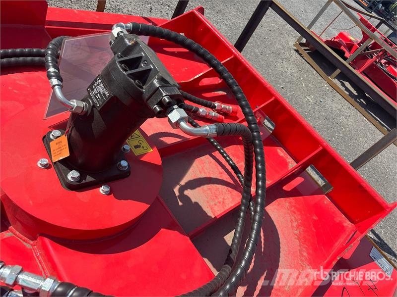 Top Cat Cat HDRC 72 in Skid Steer Brush Cutter (Un Montuojamos ir prikabinamos šienapjovės