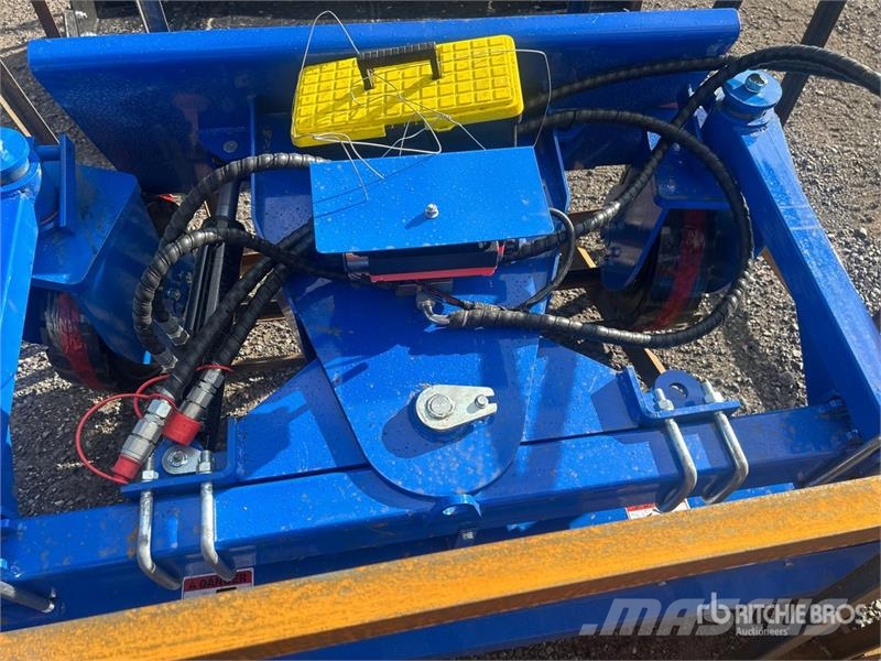 Top Cat Cat SSSCR72 72 in Skid Steer Power Rake مكابس وميبسات التبن