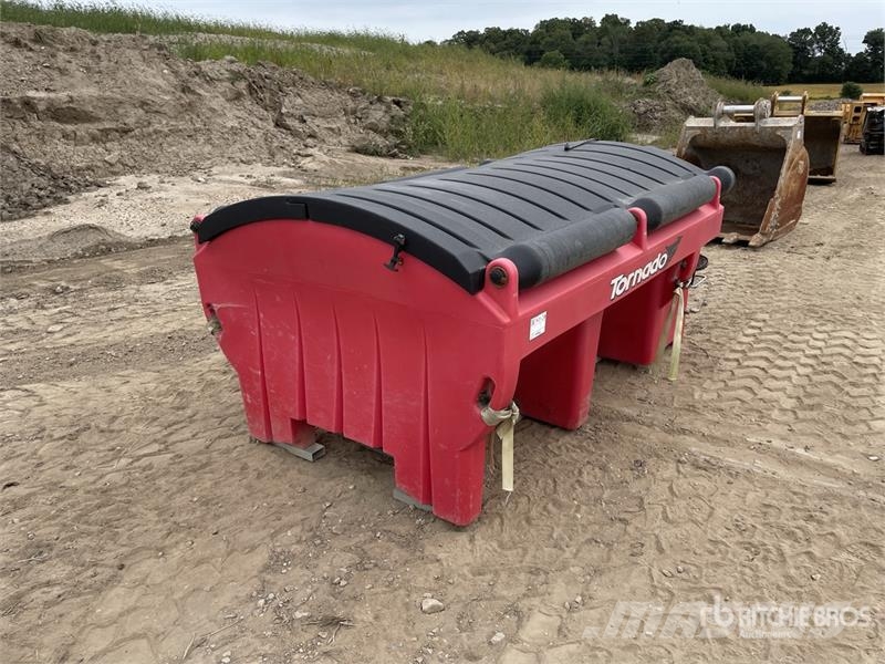 Tornado Electric Salt Spreader - Fits Truck Разстилачки на пясък и сол
