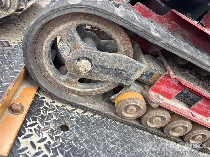 Toro Dingo TX427 Kompaktrakodók