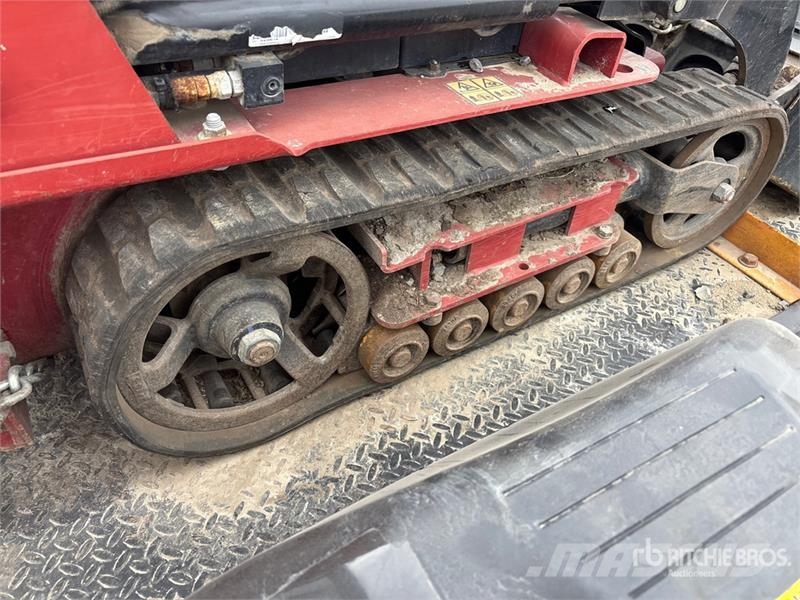 Toro Dingo TX427 Kompaktrakodók