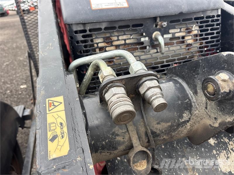 Toro Dingo TX427 Skid steer loaders