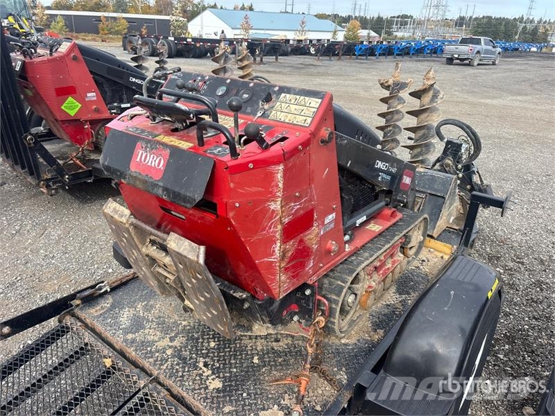 Toro Dingo TX427 Skid steer mini utovarivači