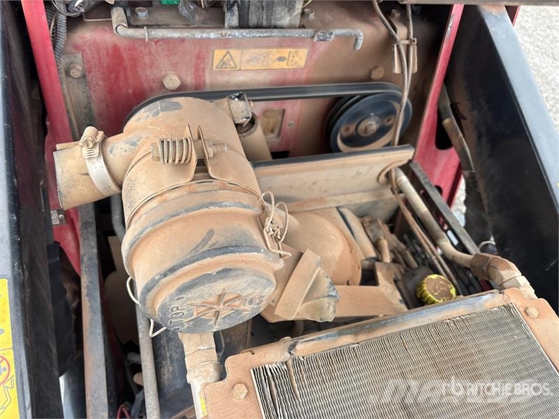 Toro Dingo TX427 Chargeuse compacte