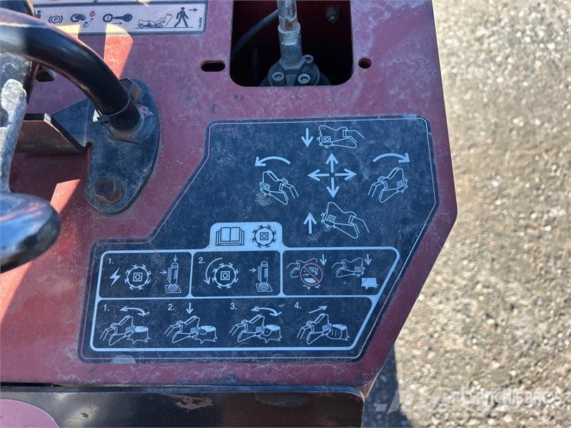 Toro STX-26 الكاسحات وقلابات التربة ذات المحركات