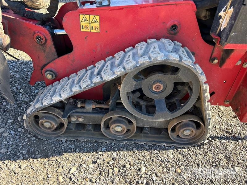 Toro STX-26 الكاسحات وقلابات التربة ذات المحركات